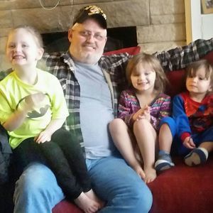 Meet your Posher, Eddie